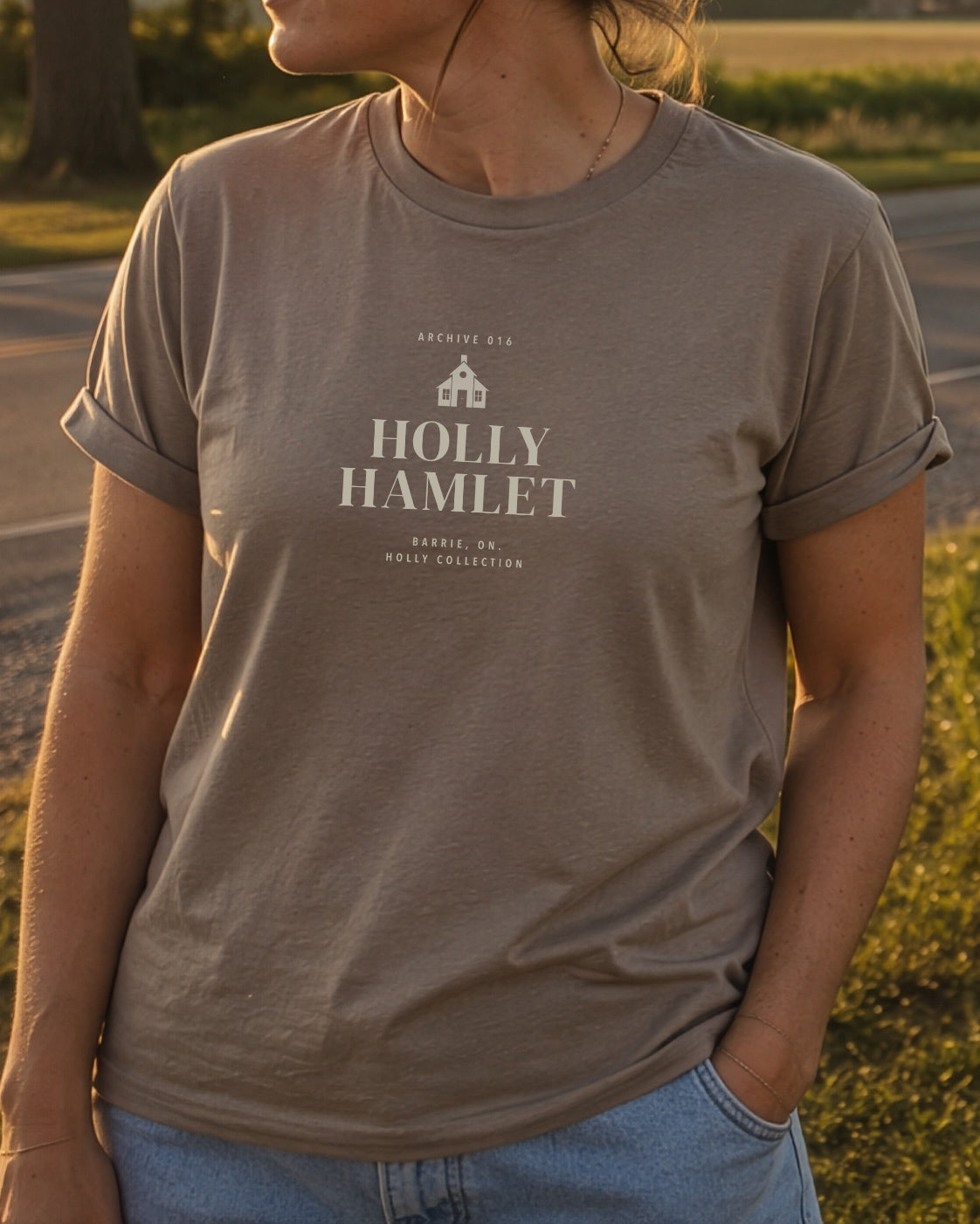 Archive 016 / Holly Hamlet